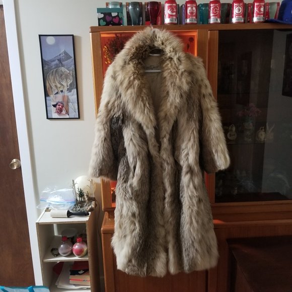 Rabbit Fur  Medium - Picture 1 of 3